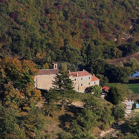 فندق Mengaraفي  Borgo Di Carpiano المظهر الخارجي الصورة